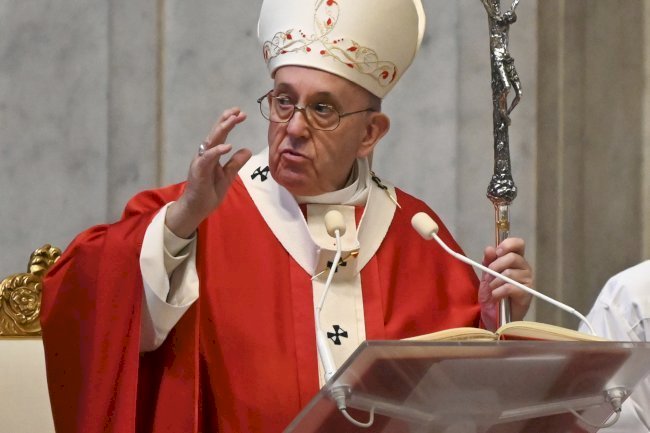 'Jesus Heals Our Wounds So We Can Love Others', Pope Francis