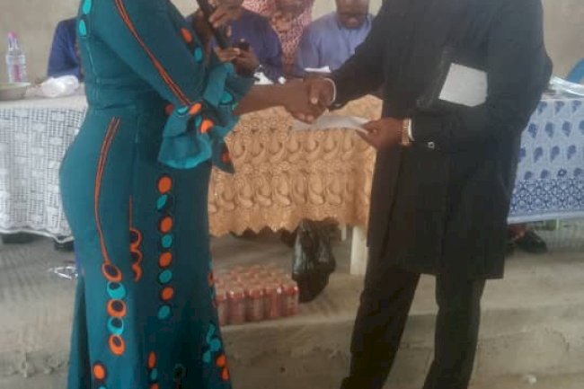 Brother Uche Manu Given Pat On The Back By PH DSC