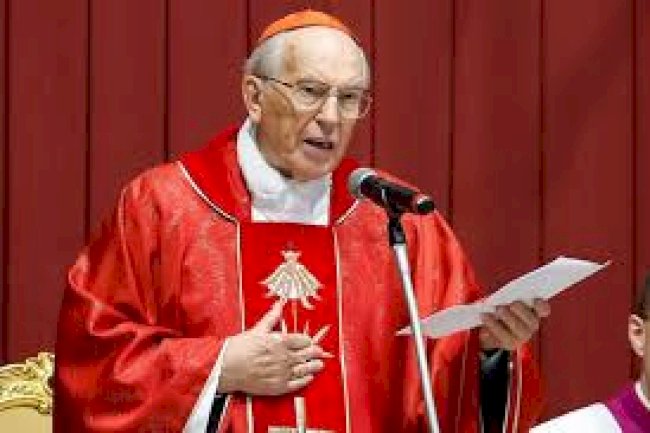 Cardinal Re's Homily At Opening Of Conclave