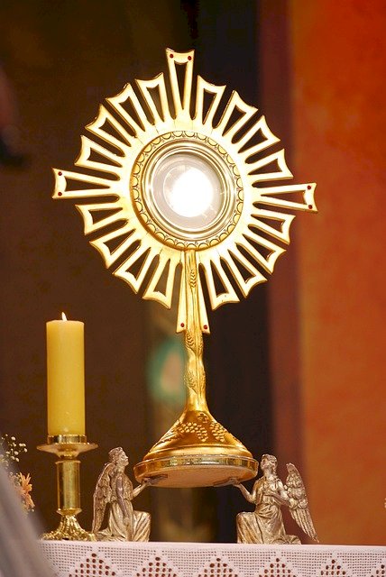 Invitation To Find Healing In Jesus In The Eucharist