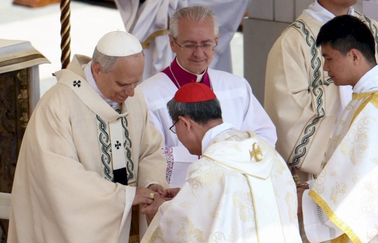 Fisher Man's Rings Makes Pope Leo XIV Emotional